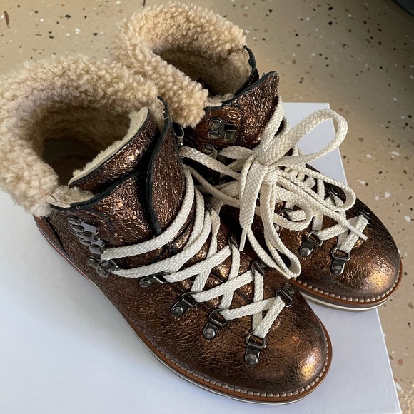 RARE Moncler Blanche Ankle Hiking Boots - Picture 2 of 9